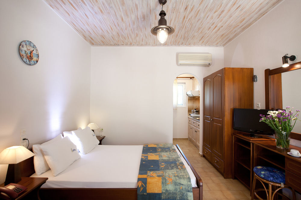 Frínion Villa Elia Resort מראה חיצוני תמונה